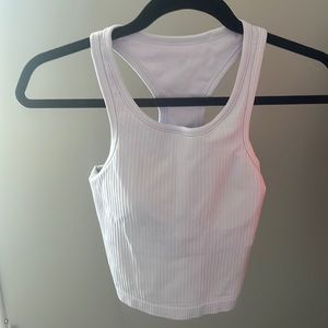 Ebb to Street cropped tank (lavender dew)
